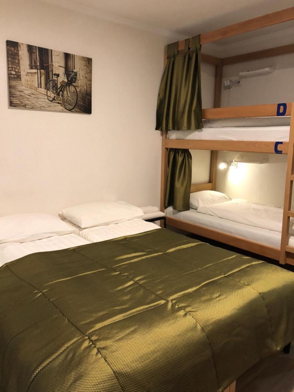 Gogol Mini Hotel Брест Екстериор снимка